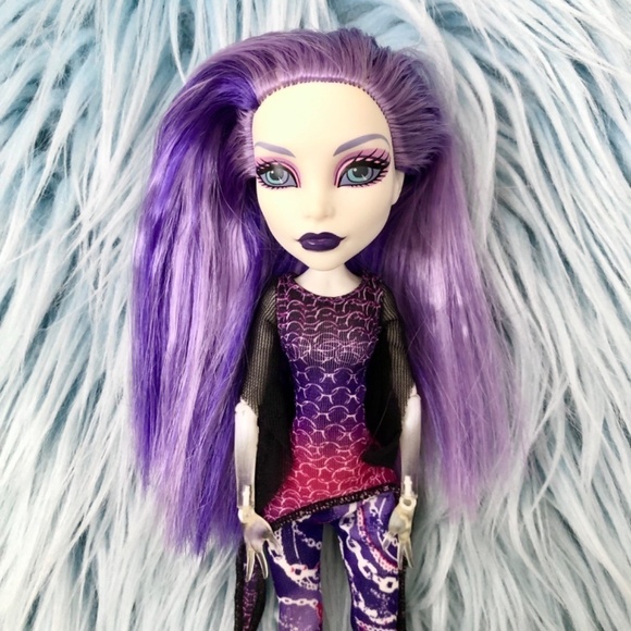 Monster High Doll, Spectra Vondergeist, Picture Day Doll, 2009 - Picture 2 of 11